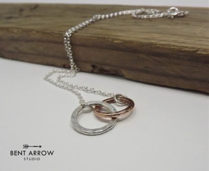 Interlocking Loops Necklace